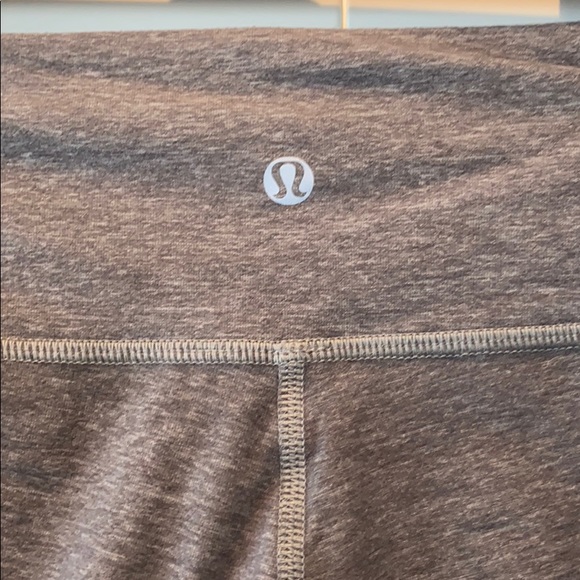 🍋Lululemon Wunder Under Crops - Picture 7 of 10